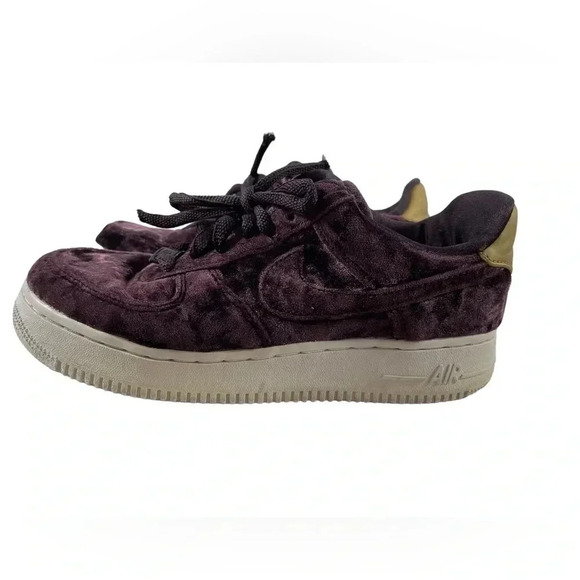 Nike Air Force 1 ‘07 Trainers In Burgandy Velvet Size 5.5 - Picture 3 of 12